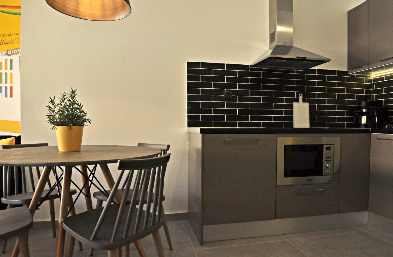 The Athenians Modern Apartments Екстериор снимка